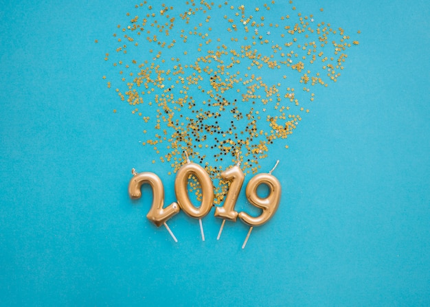 2019 inscription from candles with spangles 