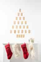 Free photo 2022 christmas wall calendar and socks