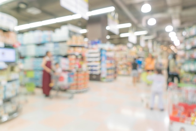 Free photo abstract blur in supermarket