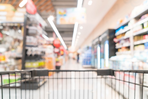 Free photo abstract blur in supermarket