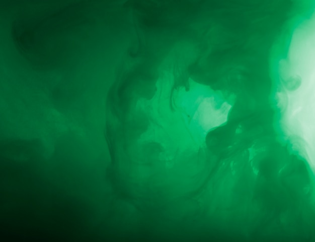 Free photo abstract cloud between green haze