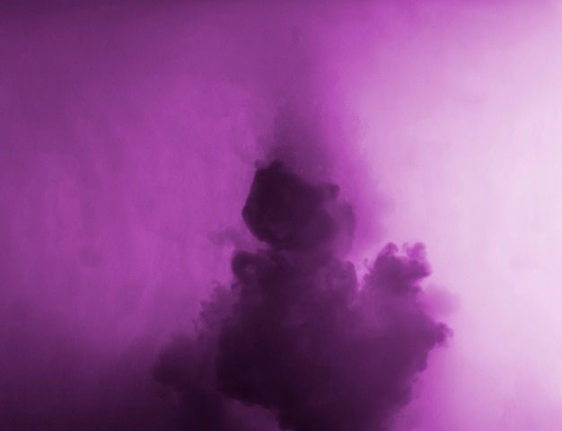 Free photo abstract cloud between purple haze