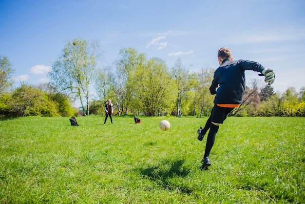 Free photo active goalkeeper playing soccer