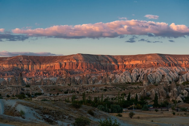 Free photo aerial shot of beautiful rock formations in goreme national park, turkey