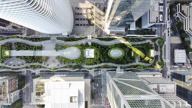 Free photo aerial shot of salesforce transit center in san francisco, usa.