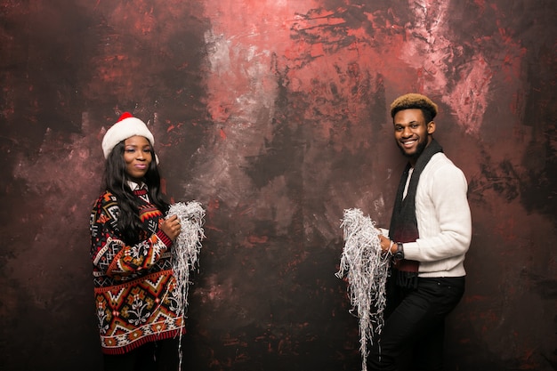 Free Photo afro american couple with confetti