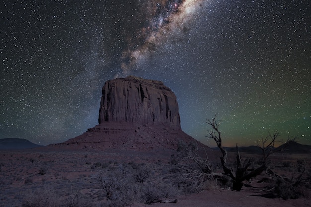 Free photo amazing shot of the oljato–monument valley in utah, usa