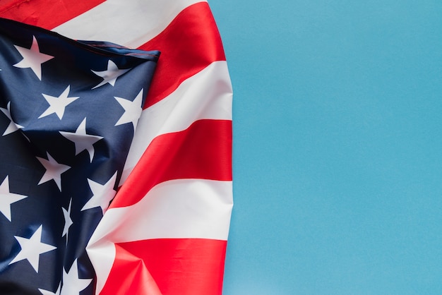 Free photo american flag on blue background