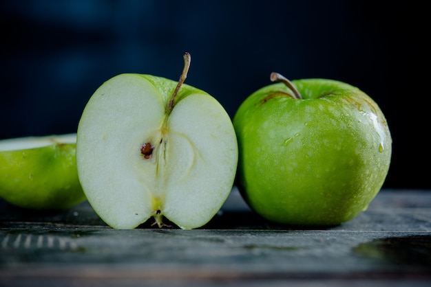 Free photo apple slices