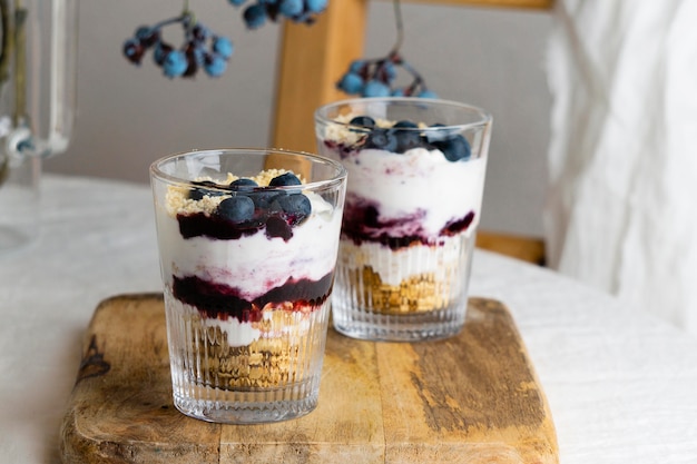 Free photo arrangement of a delicious healthy meal on the table