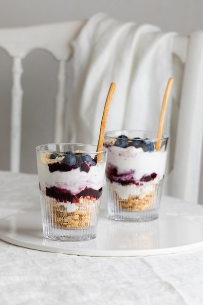 Free photo arrangement of a delicious healthy meal on the table