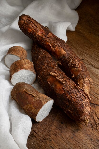 Arrangement of nutritious cassava roots