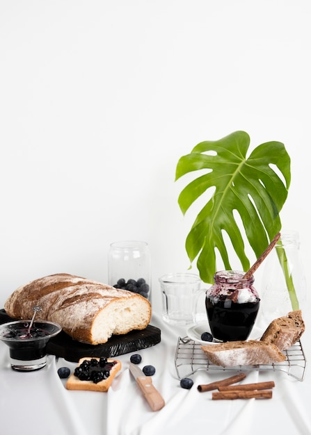 Free photo arrangement with delicious jam and bread