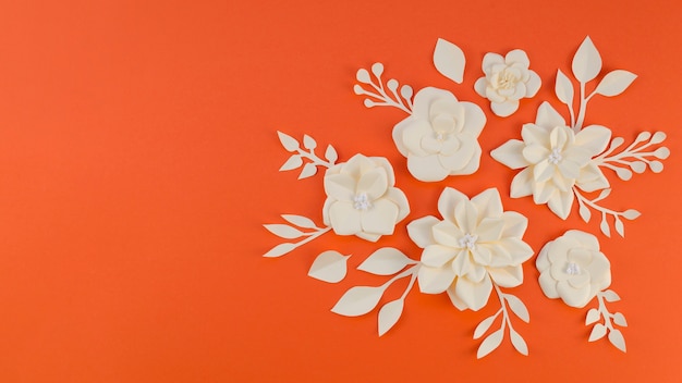 Free photo art concept with paper flowers and copy-space