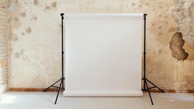 Free Photo artist props for photography in studio