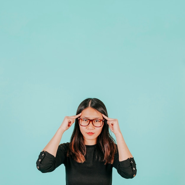 Asian woman reading mind