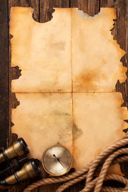 Free photo assortment of pirate artifacts and bounty