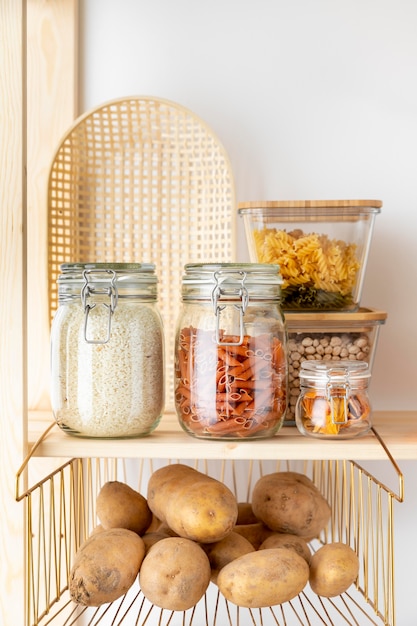 Assortment with glass containers