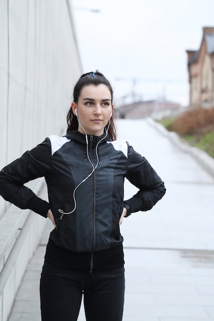 Athlete woman ready to running