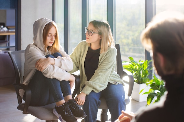 Free photo authentic group therapy meeting