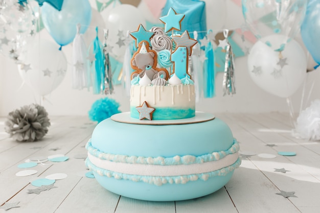 Free photo baby birthday cake