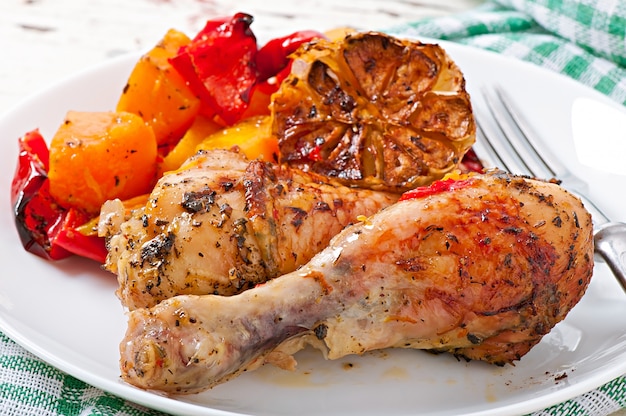 Baked pumpkin with chicken and paprika