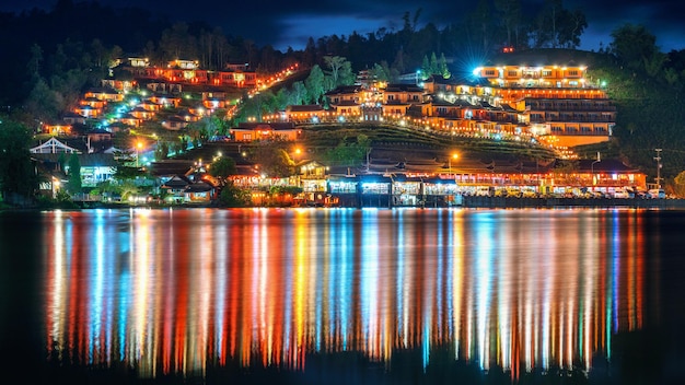 Free photo ban rak thai village at night in mae hong son province, thailand.