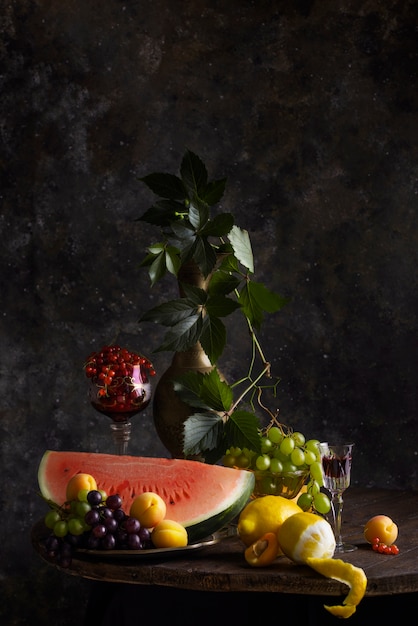 Free Photo baroque style with fruits and plants