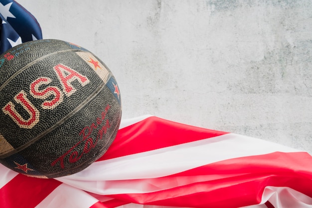 Free photo basket ball with usa flag