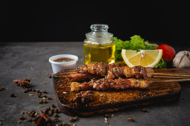 Free Photo bbq grill cooked with hot spicy sichuan pepper sauce is a chinese herb.