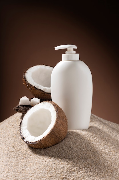 Free photo beach skincare product still life