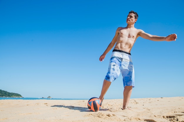 Beach sport