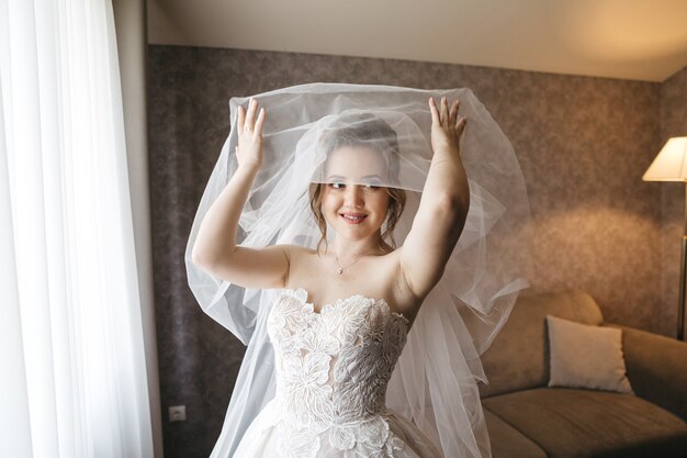 Beautiful bride on her wedding day