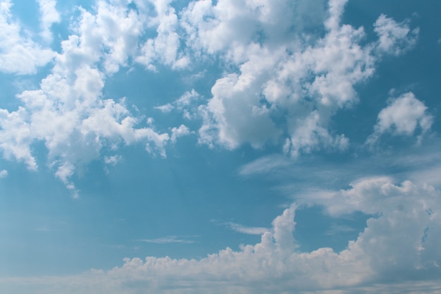 Free Photo beautiful clouds in the sky