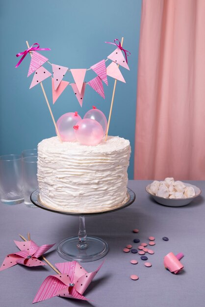 Free photo beautiful and elegant cake topper