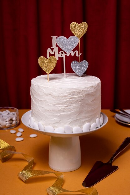 Beautiful and elegant cake topper