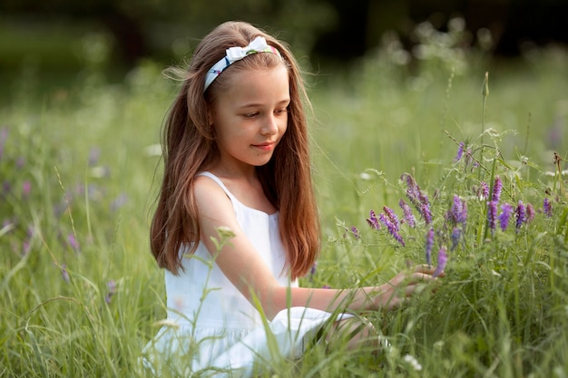 Free photo beautiful happy girl having fun in nature