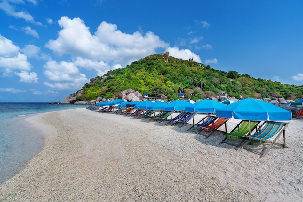 Free photo beautiful koh nangyuan island in surat thani, thailand