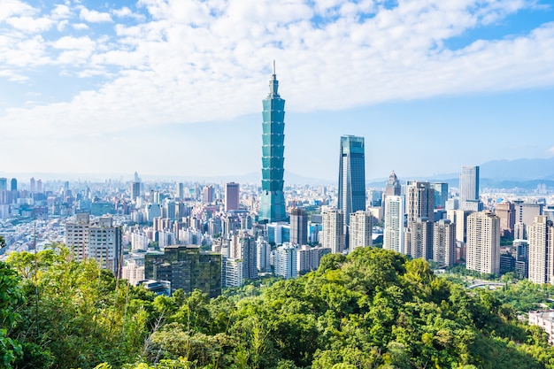 Beautiful landscape and cityscape of taipei 101 building and architecture in the city