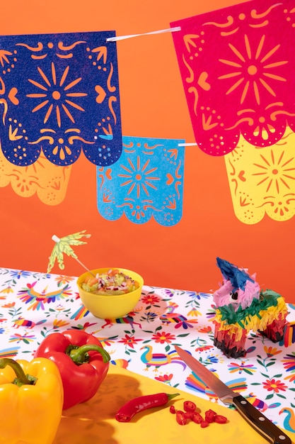 Free photo beautiful mexican party decoration with food