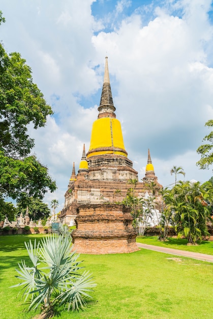 beautiful old architecture historic of Ayutthaya in Thailand