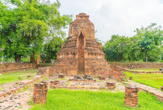 beautiful old architecture historic of Ayutthaya in Thailand