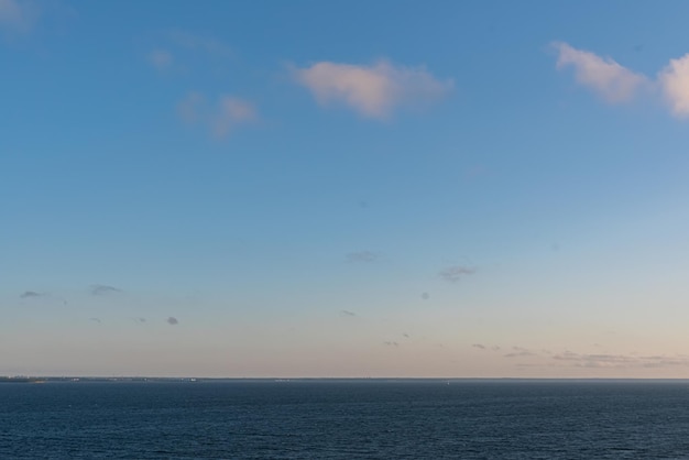 Free Photo beautiful photo of the sea and sky