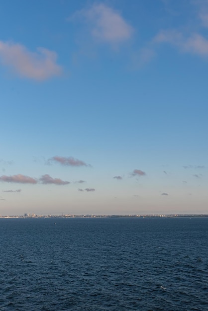 Free Photo beautiful photo of the sea and sky