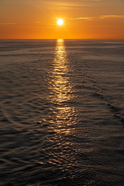 Free Photo beautiful photo of the sea waves