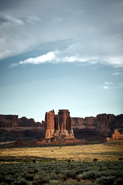 Free photo beautiful scenery of a canyon landscape in arches national park, utah - usa