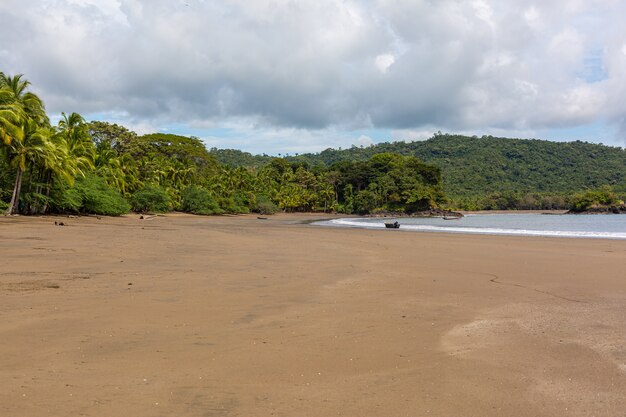 Beautiful scenery of the waves of the ocean moving towards the shore in Santa Catalina, Panama