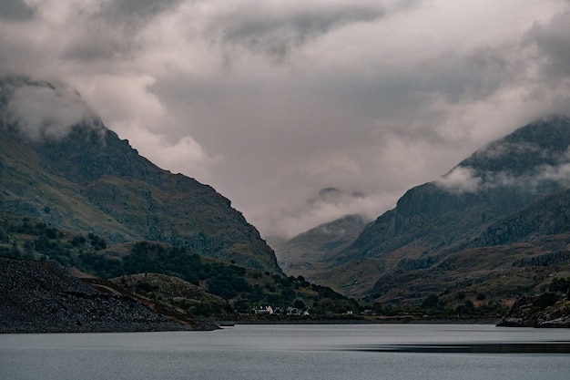 Free Photo beautiful shot from snowdonia national park