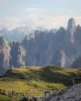 Free photo beautiful top view shot of three peaks nature park in toblach, italy