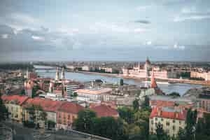 Free photo the beautiful view and architecture of budapest